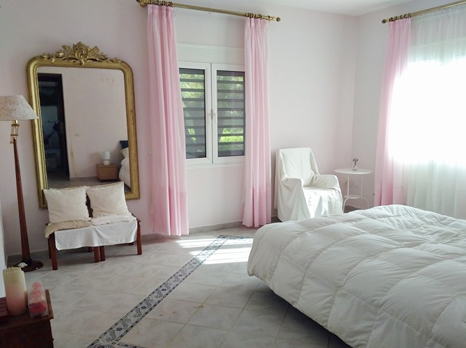 7-bedroom Detached House In Vari – Varkiza, Greece (500 M²)