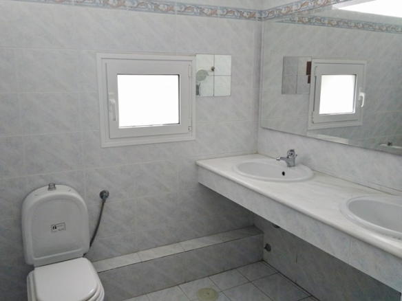 7-bedroom Detached House In Vari – Varkiza, Greece (500 M²)