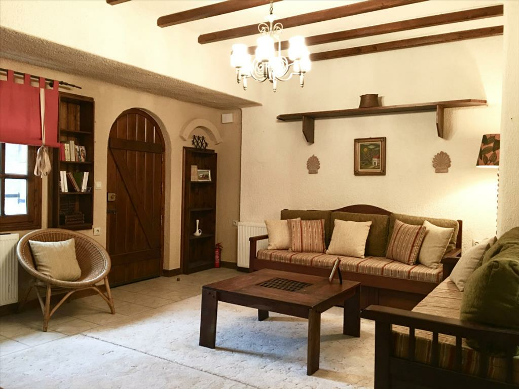 Business In Arachova, Greece (234 M²)
