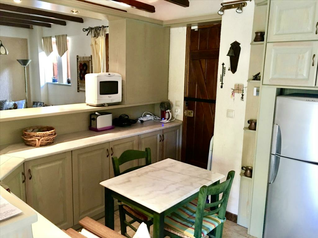Business In Arachova, Greece (234 M²)