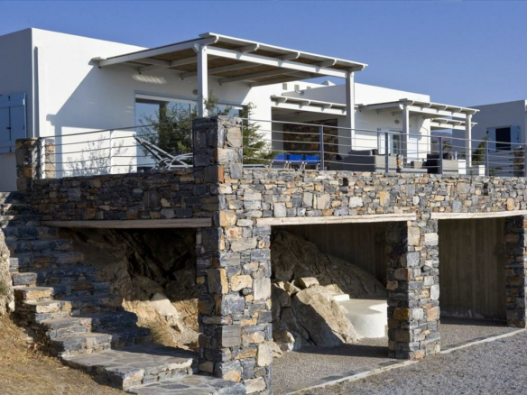 Villa In Naxos – Drimalia, Greece (430 M²)