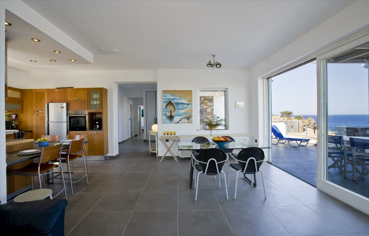 Villa In Naxos – Drimalia, Greece (430 M²)