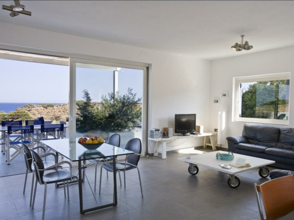 Villa In Naxos – Drimalia, Greece (430 M²)