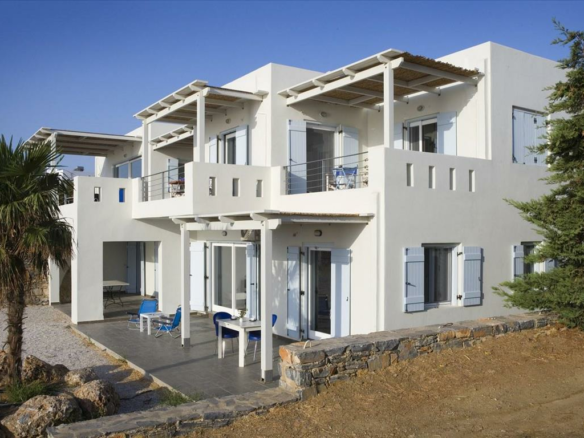 Villa In Naxos – Drimalia, Greece (430 M²)