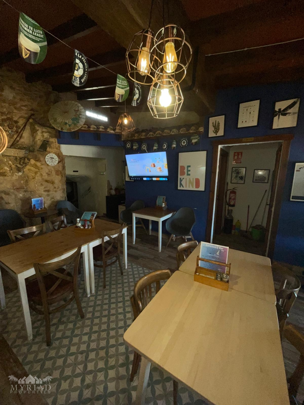 6467_5d8ac747-890c-413b-b806-c2908ecbd02f-045840 Commercial In Pinoso, Spain (160 M²)