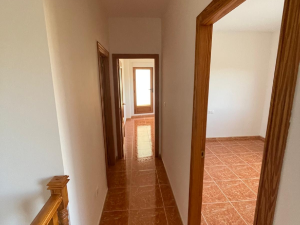 4-bedroom Townhouse In Pinoso, Spain (158 M²)