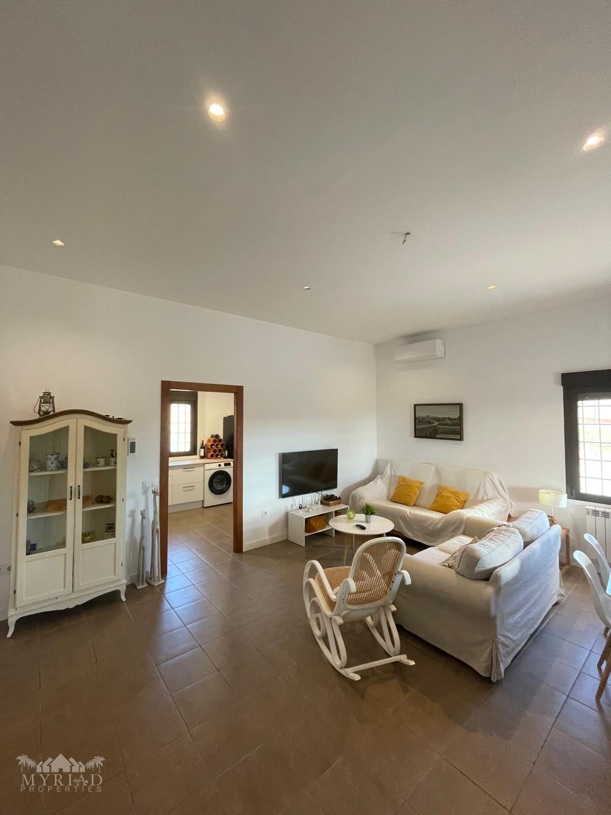 6504_985b12e6-ef4a-4d20-b099-30bcdf78bce5-613258 4-bedroom Detached Villa In Macisvenda, Spain (150 M²)