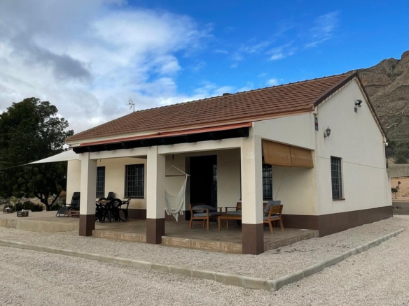 4-bedroom Detached Villa In Macisvenda, Spain (150 M²)