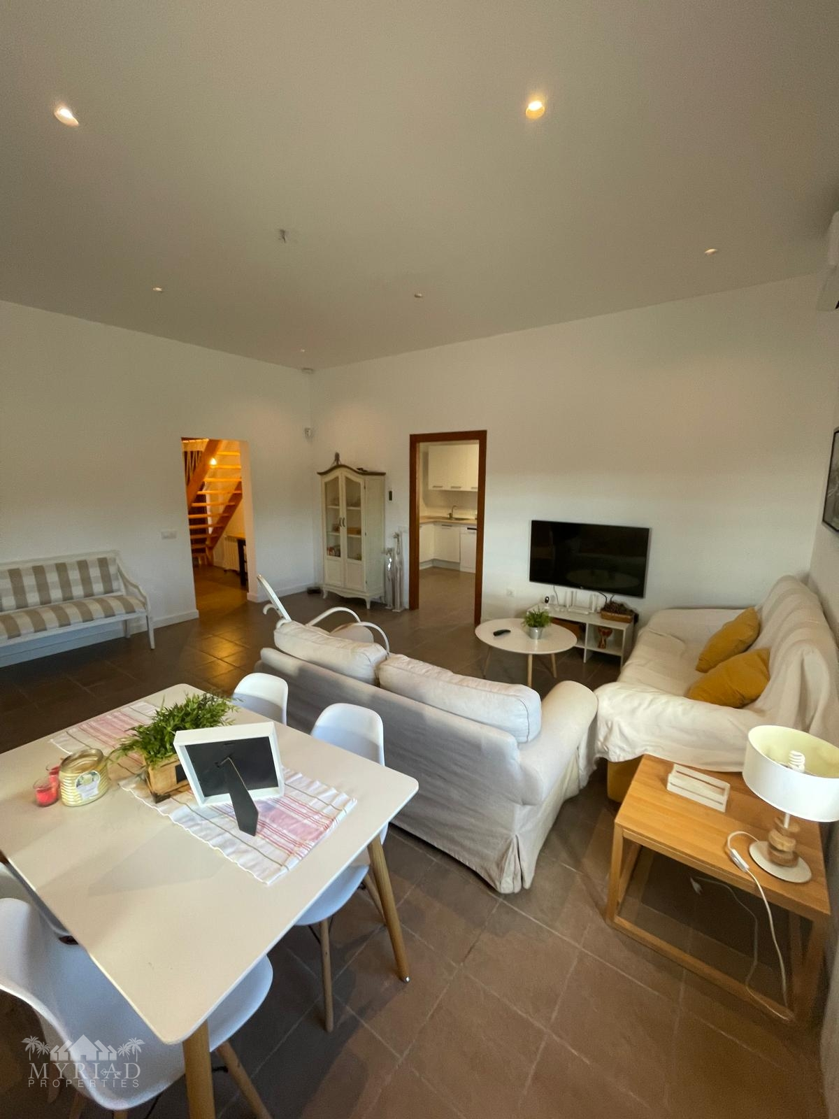 6504_efb08b70-8e93-4b52-8ce3-41c35aed5867-1fd3a8 4-bedroom Detached Villa In Macisvenda, Spain (150 M²)