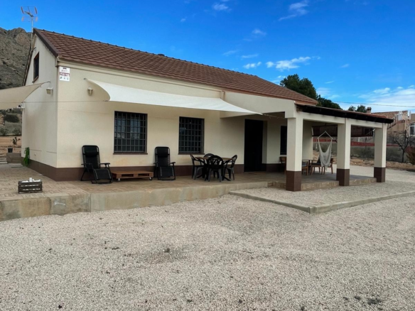 4-bedroom Detached Villa In Macisvenda, Spain (150 M²)