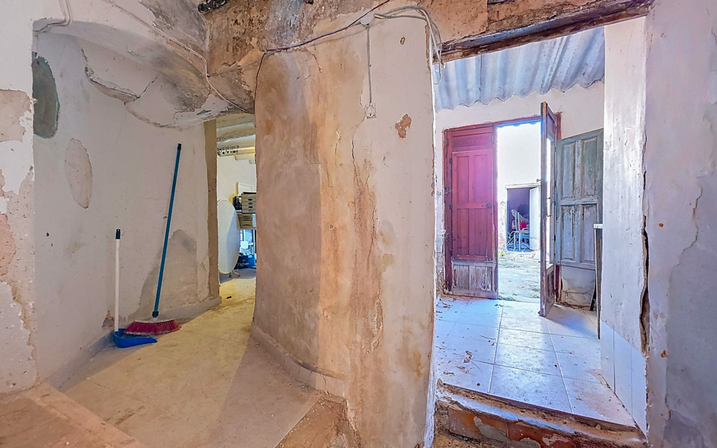 6-bedroom Townhouse In Torre Del Rico, Spain (119 M²)