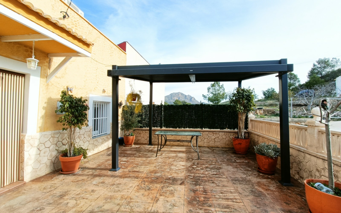3-bedroom Detached Villa In Barinas, Spain (116 M²)
