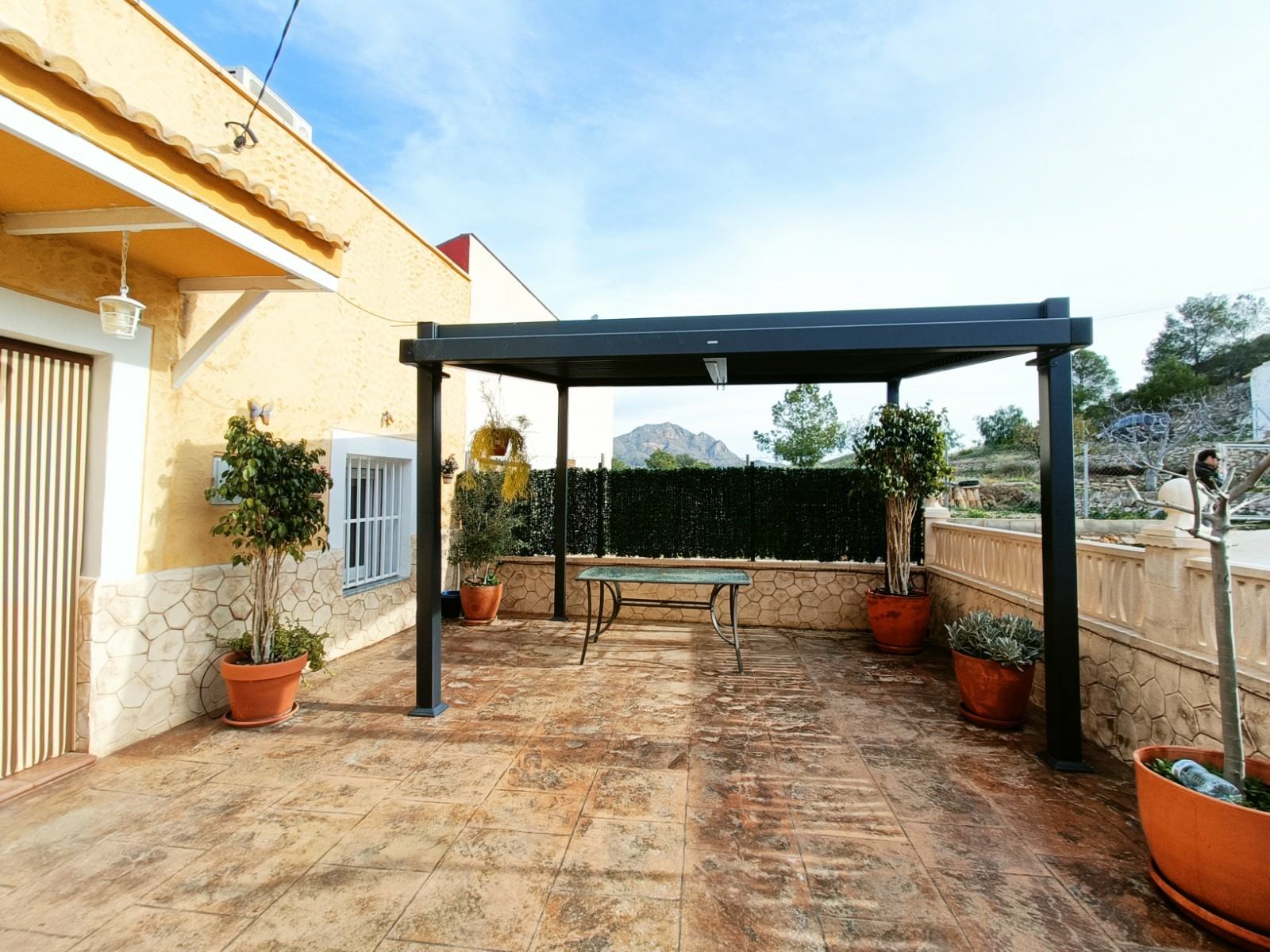 3-bedroom Detached Villa In Barinas, Spain (116 M²)
