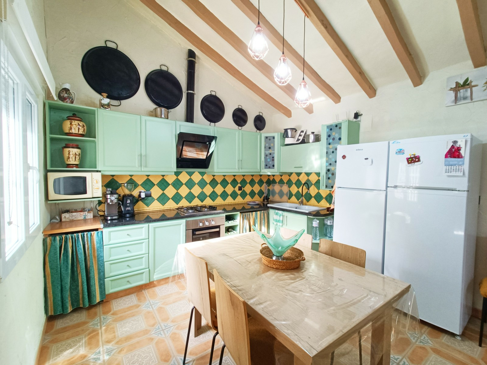 3-bedroom Detached Villa In Barinas, Spain (116 M²)