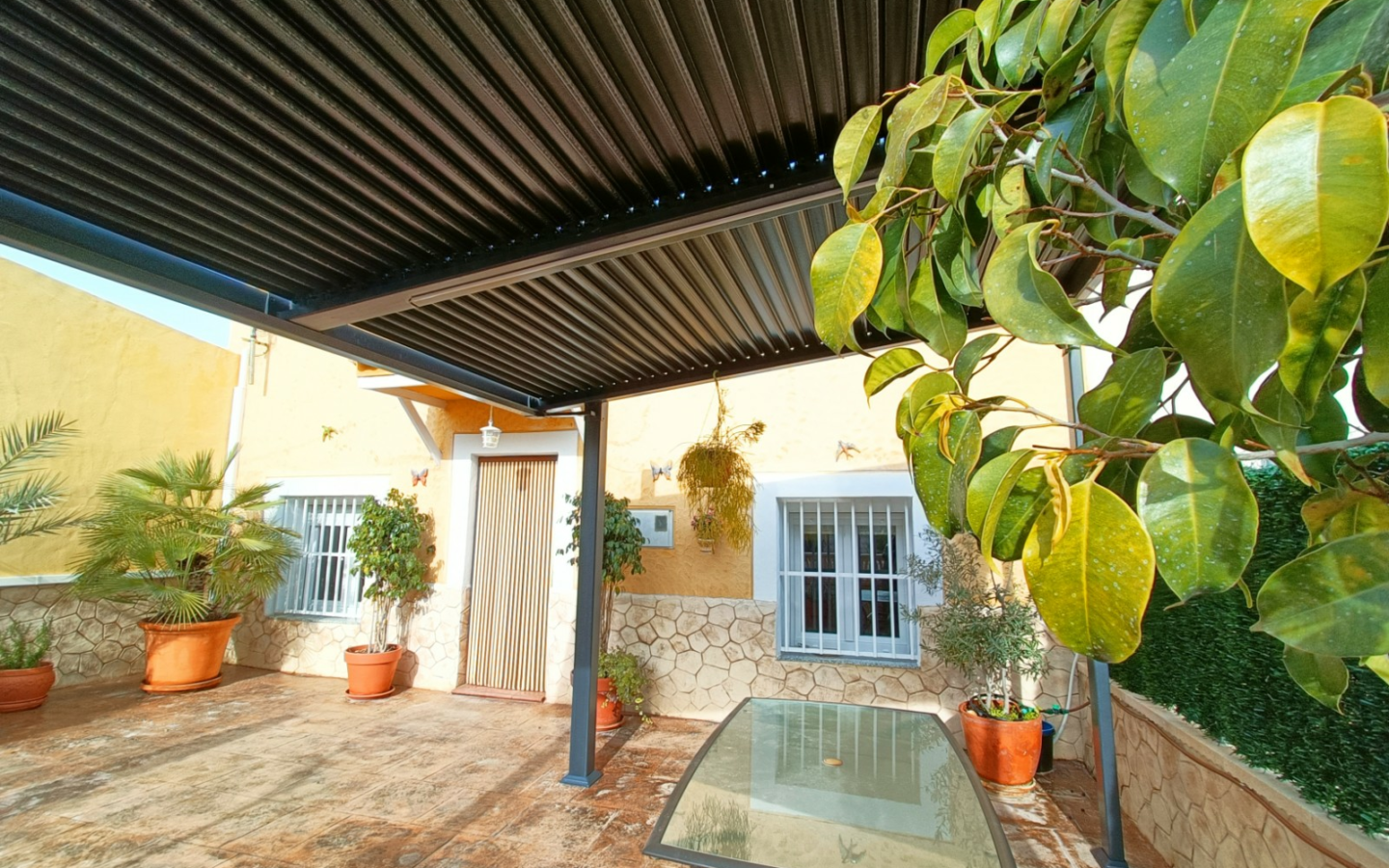 3-bedroom Detached Villa In Barinas, Spain (116 M²)