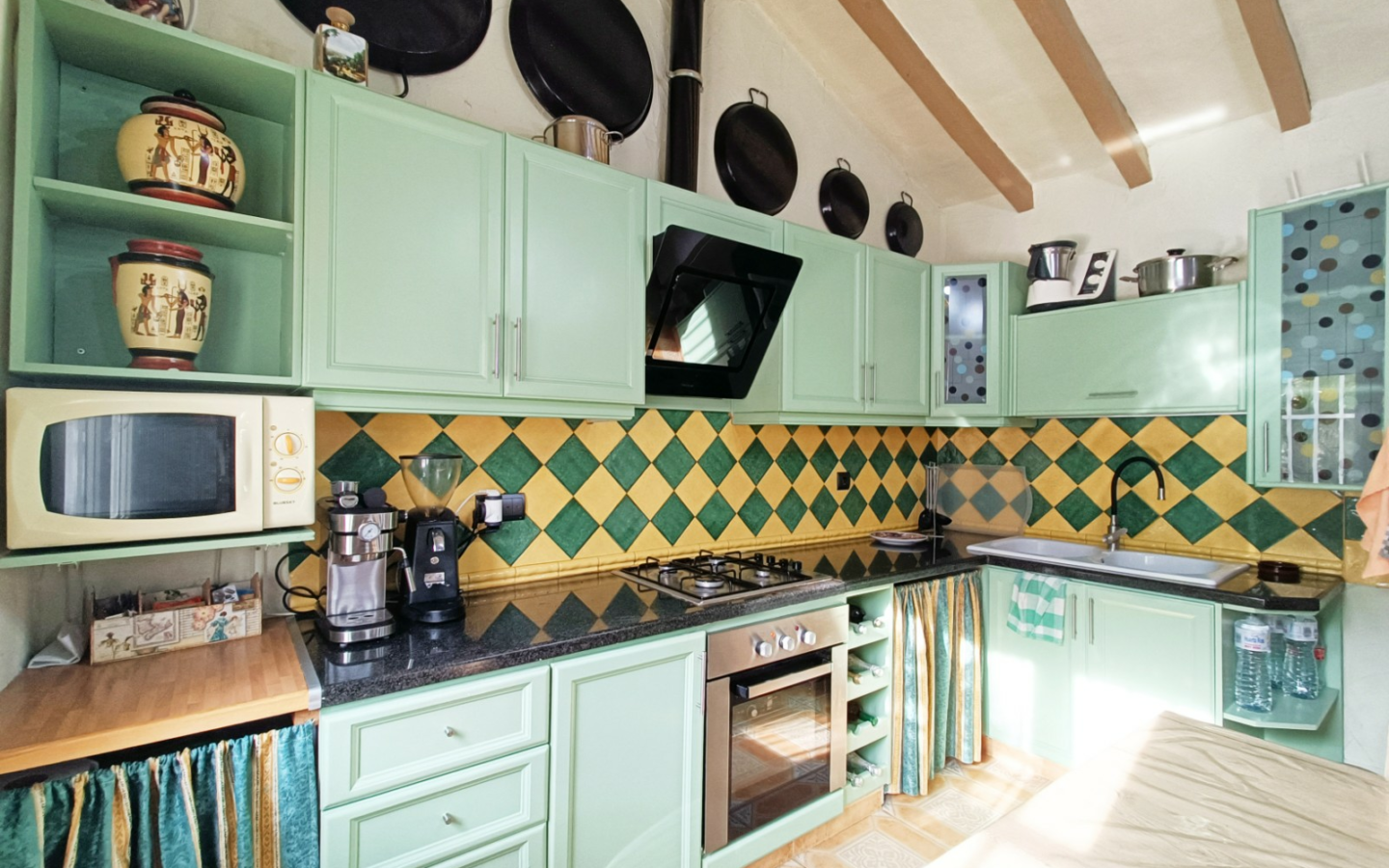 3-bedroom Detached Villa In Barinas, Spain (116 M²)