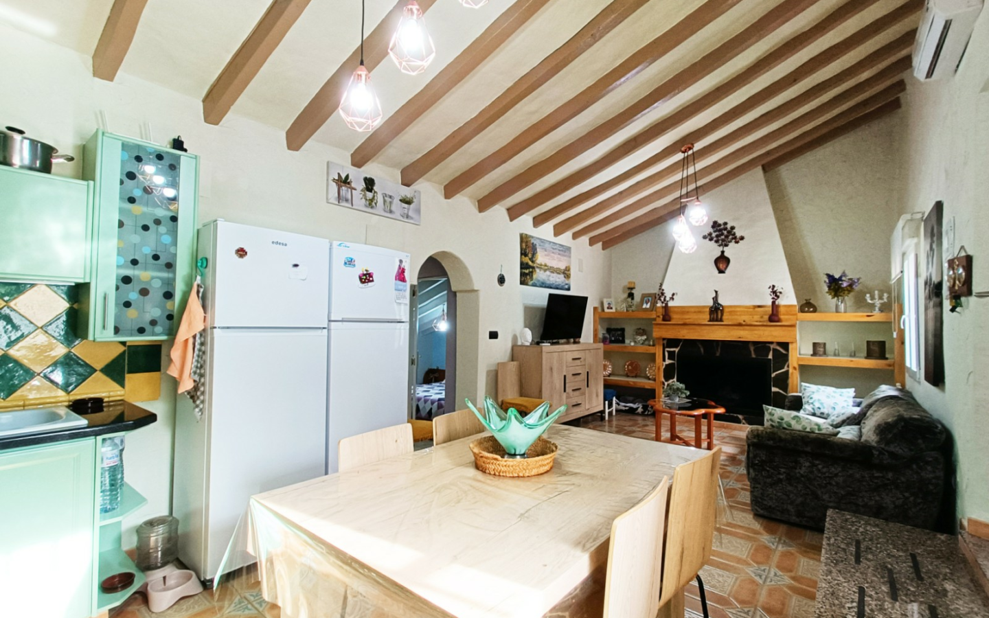 3-bedroom Detached Villa In Barinas, Spain (116 M²)