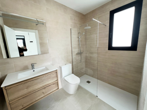 3-bedroom Detached Villa In Aspe, Spain (190 M²)