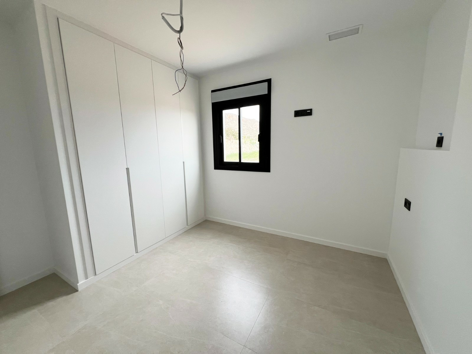 3-bedroom Detached Villa In Aspe, Spain (190 M²)