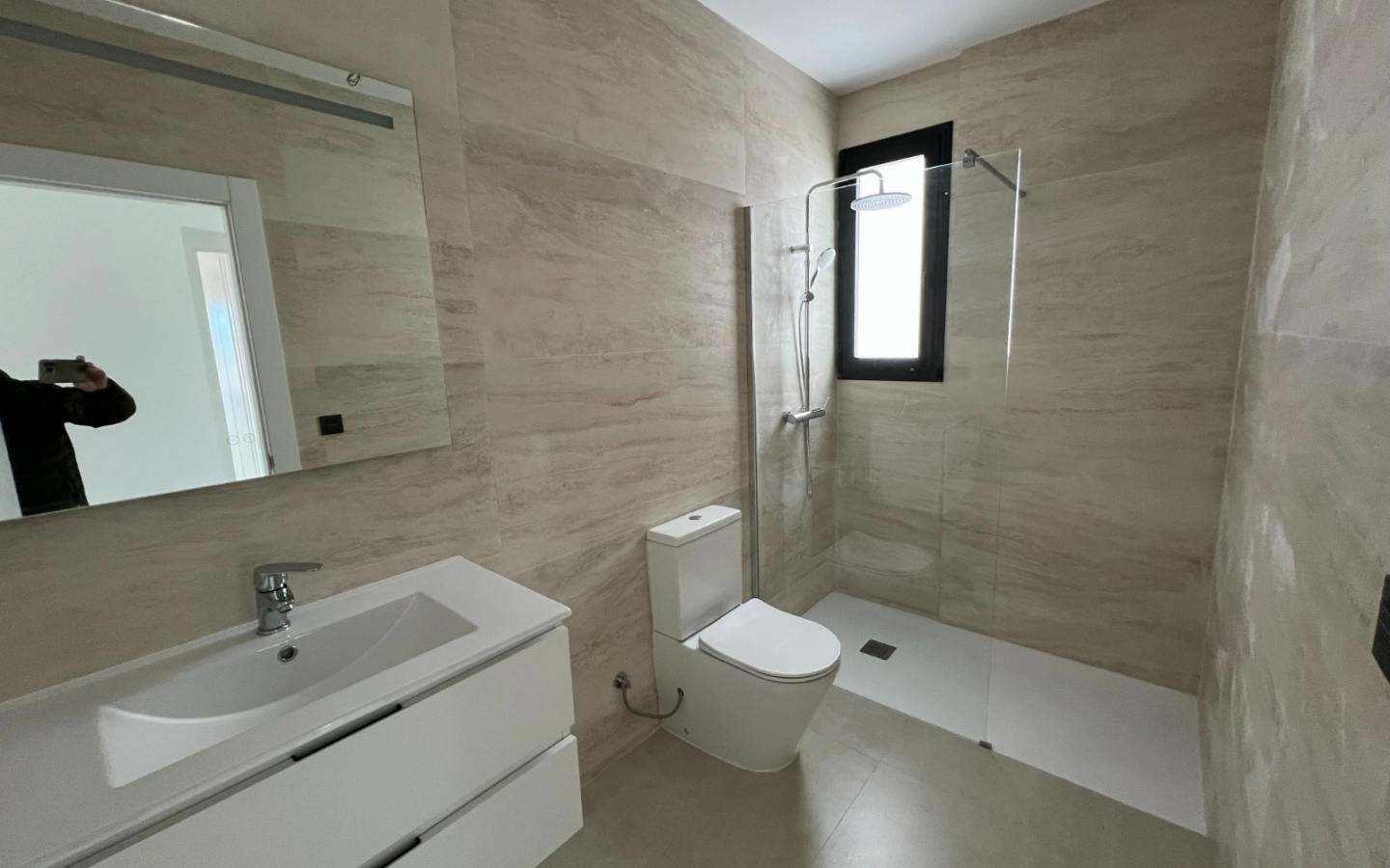 3-bedroom Detached Villa In Aspe, Spain (190 M²)