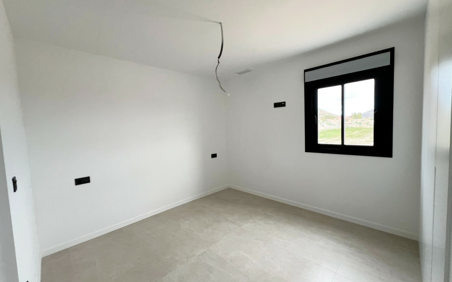 3-bedroom Detached Villa In Aspe, Spain (190 M²)