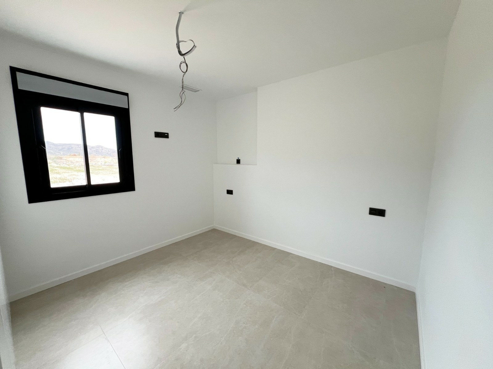 3-bedroom Detached Villa In Aspe, Spain (190 M²)