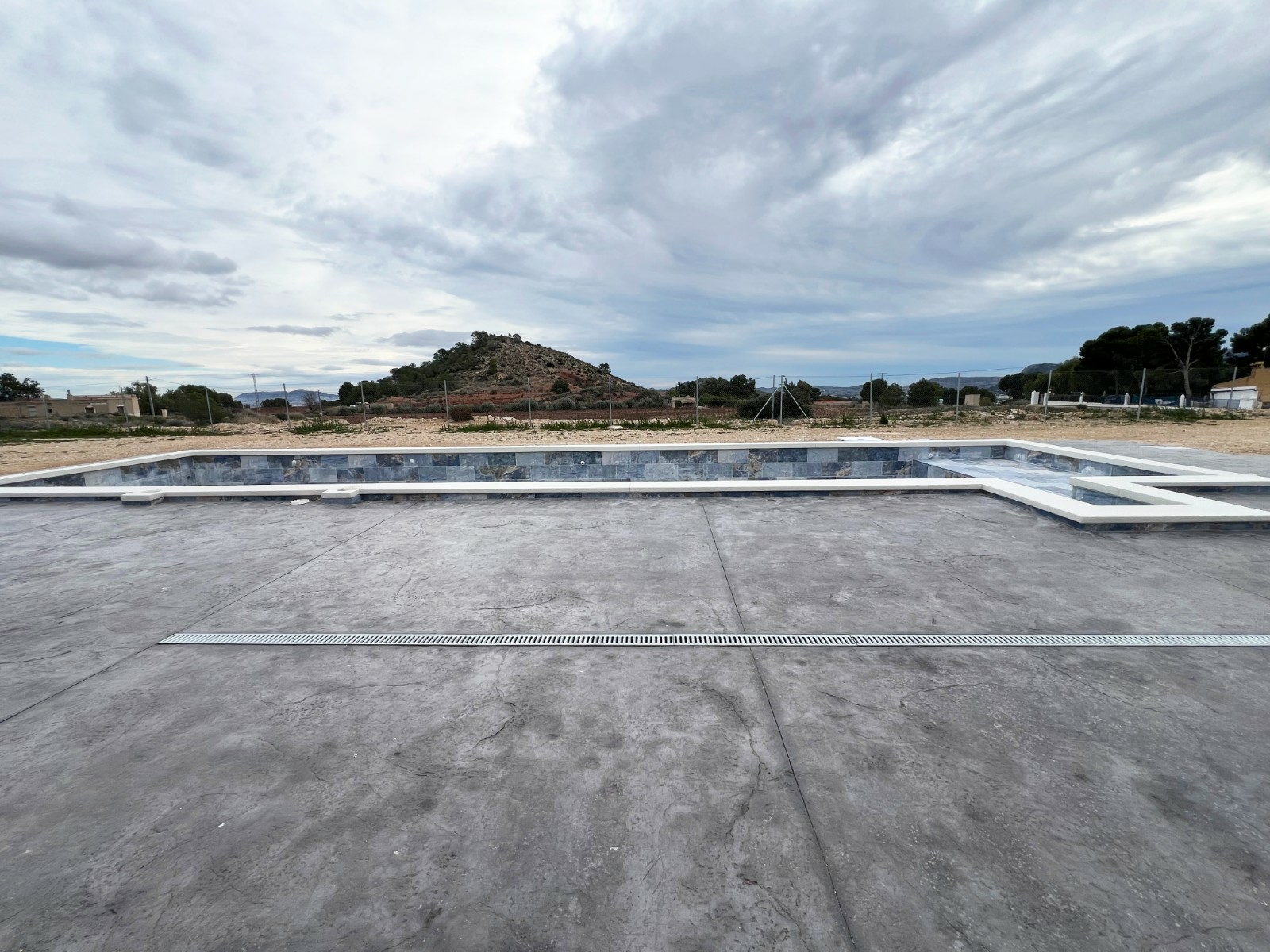 3-bedroom Detached Villa In Aspe, Spain (190 M²)