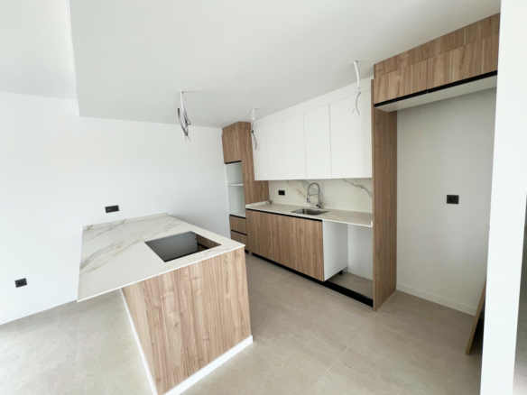 3-bedroom Detached Villa In Aspe, Spain (190 M²)
