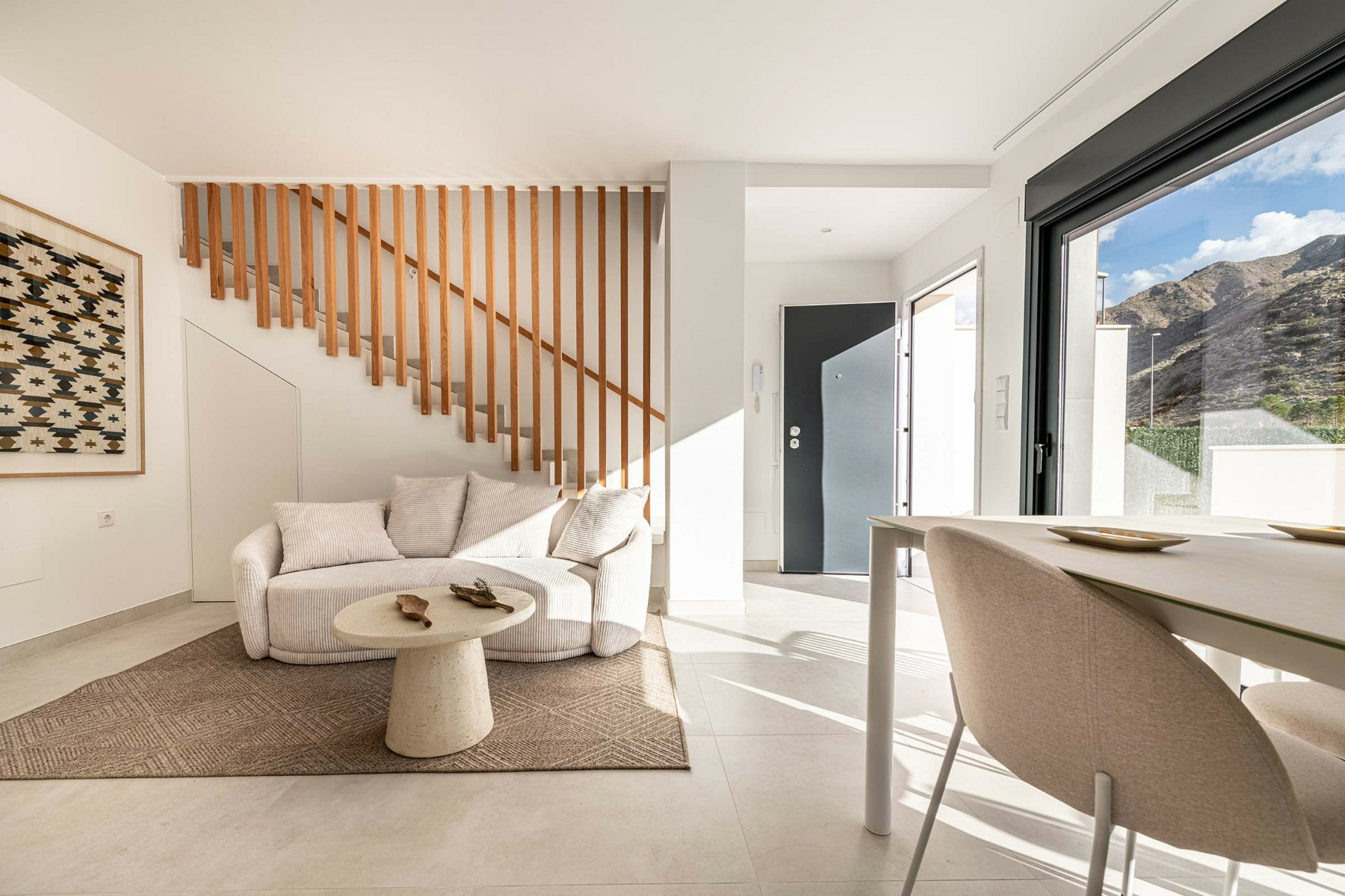 o_1jiffl9f21eltbdi16r1g9la882d-af4270 3-bedroom Townhouse In Cox, Spain (178 M²)