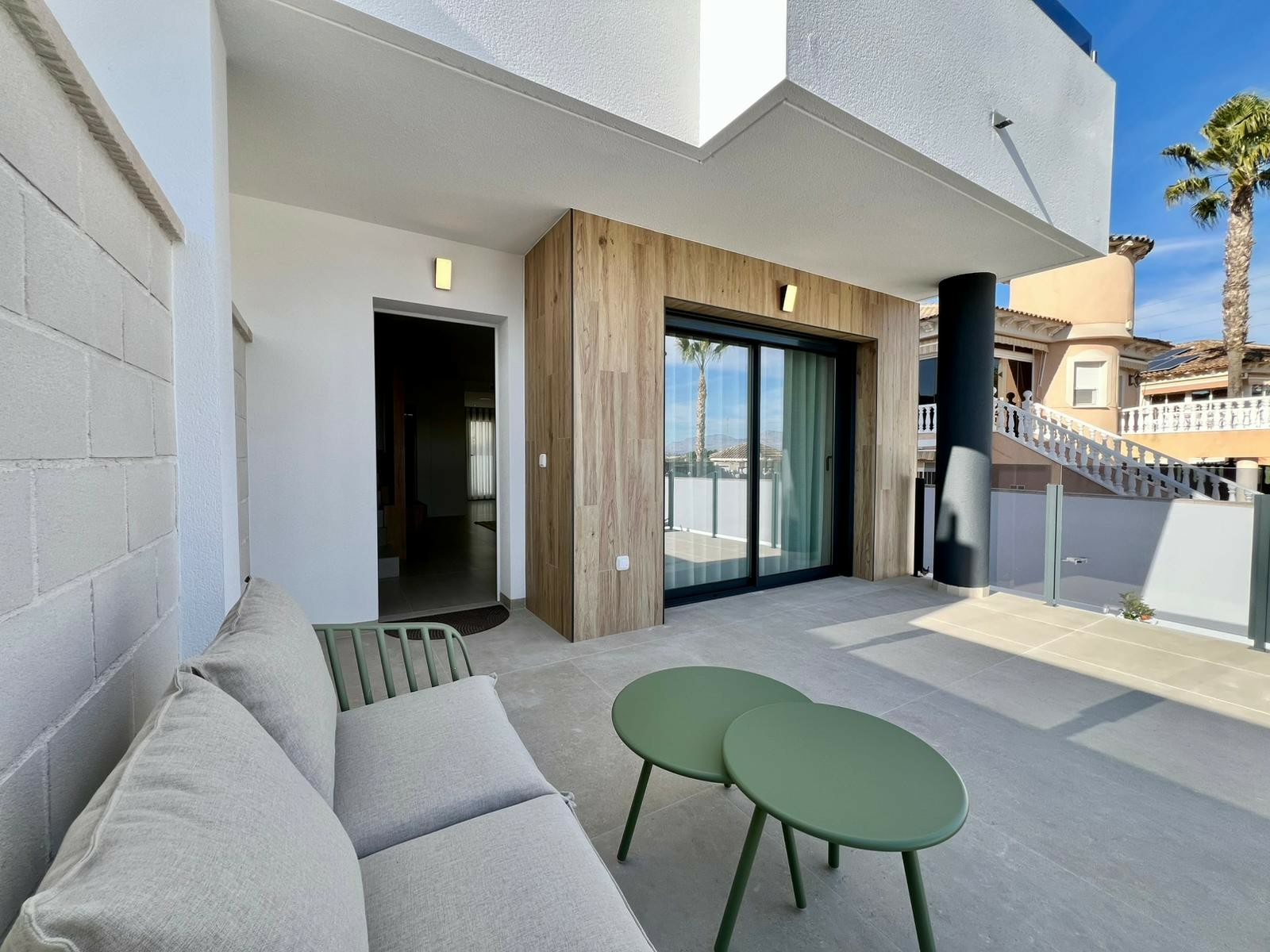 o_1jiseebpv11km1v34q3khkfl5u35-996daa 3-bedroom Townhouse In Benferri, Spain (192 M²)