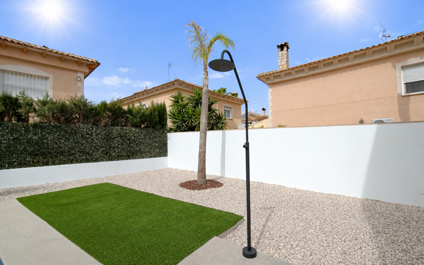 3-bedroom Townhouse In Benferri, Spain (192 M²)