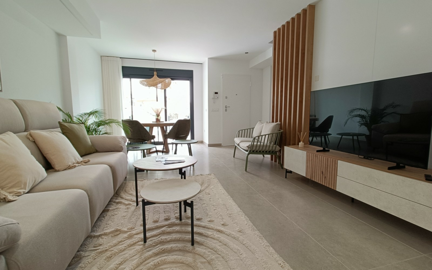3-bedroom Townhouse In Benferri, Spain (192 M²)