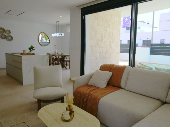 3-bedroom Detached Villa In Dolores, Spain (136 M²)