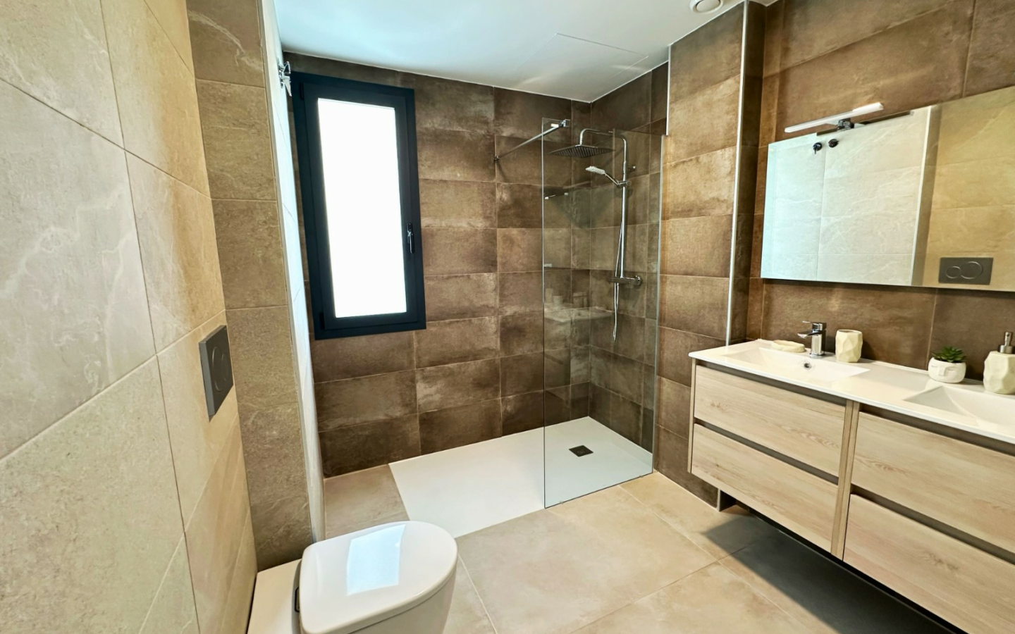 3-bedroom Detached Villa In Dolores, Spain (136 M²)