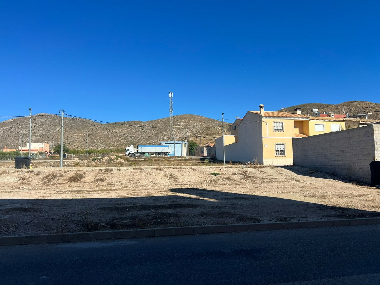 o_1k31o6lsp10o9ma21pvc1nc9bei24-160e55 Land In Hondón De Los Frailes, Spain (932 M² Plot)