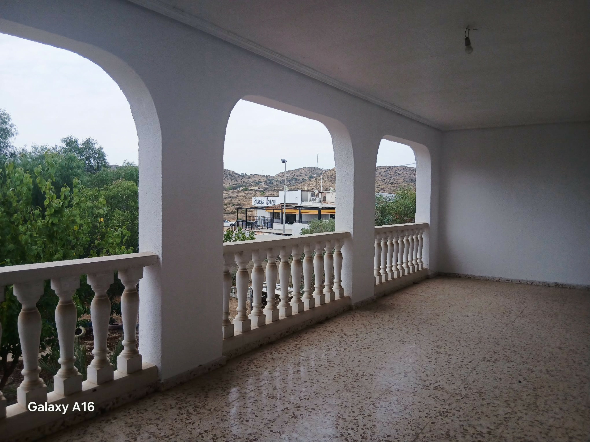 5-bedroom Detached Villa In Elche, Spain (376 M²)