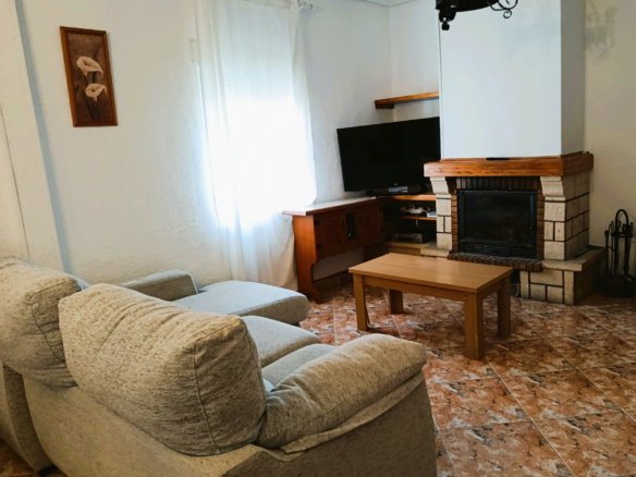 5-bedroom Detached Villa In Elche, Spain (376 M²)