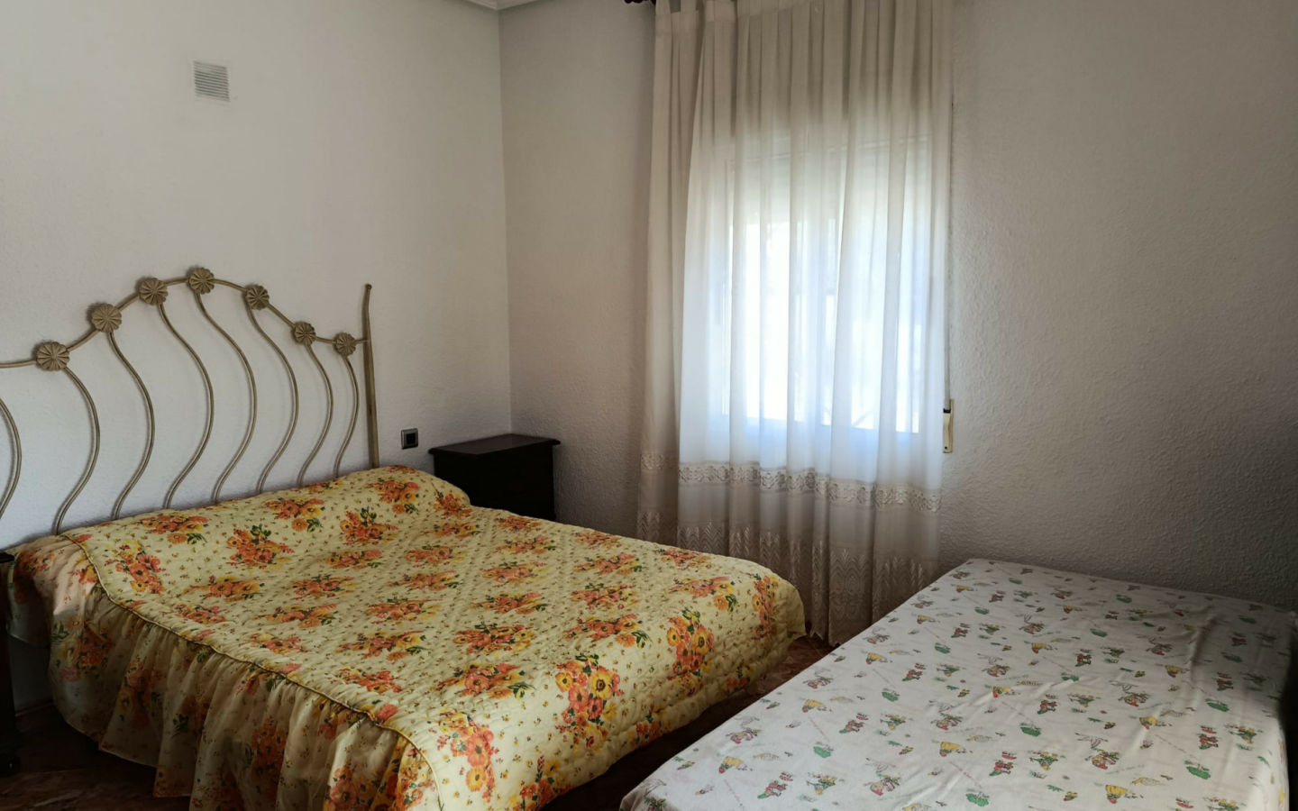 5-bedroom Detached Villa In Elche, Spain (376 M²)