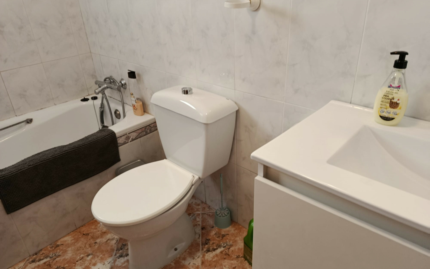 5-bedroom Detached Villa In Elche, Spain (376 M²)