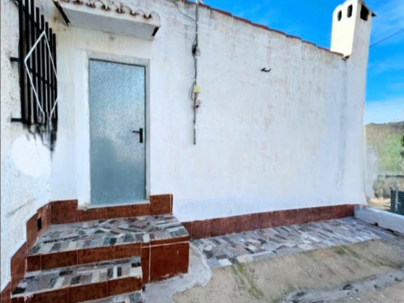 5-bedroom Detached Villa In Elche, Spain (376 M²)