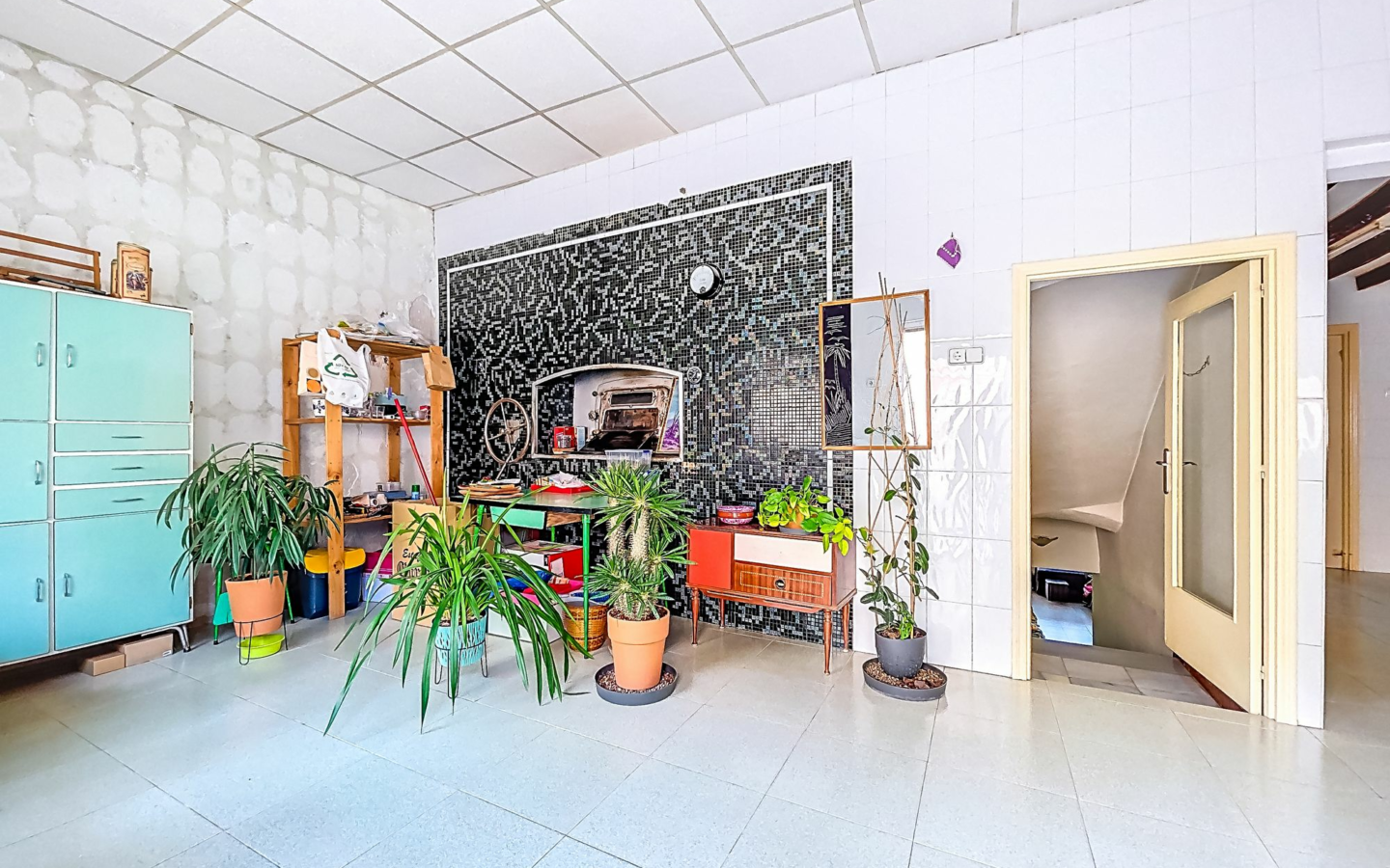 8-bedroom Townhouse In Pinoso, Spain (408 M²)