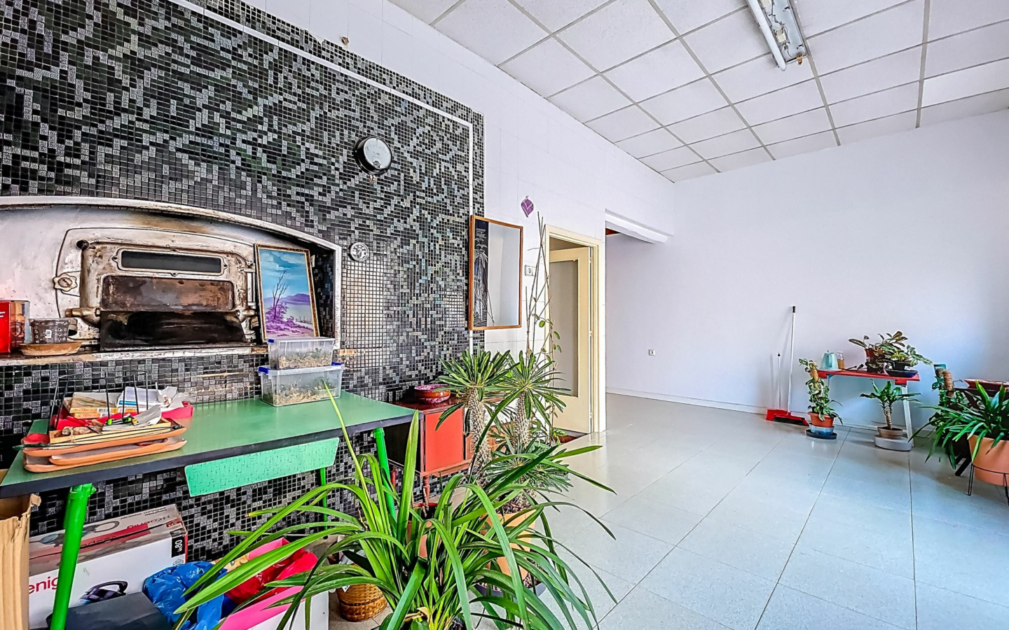 8-bedroom Townhouse In Pinoso, Spain (408 M²)