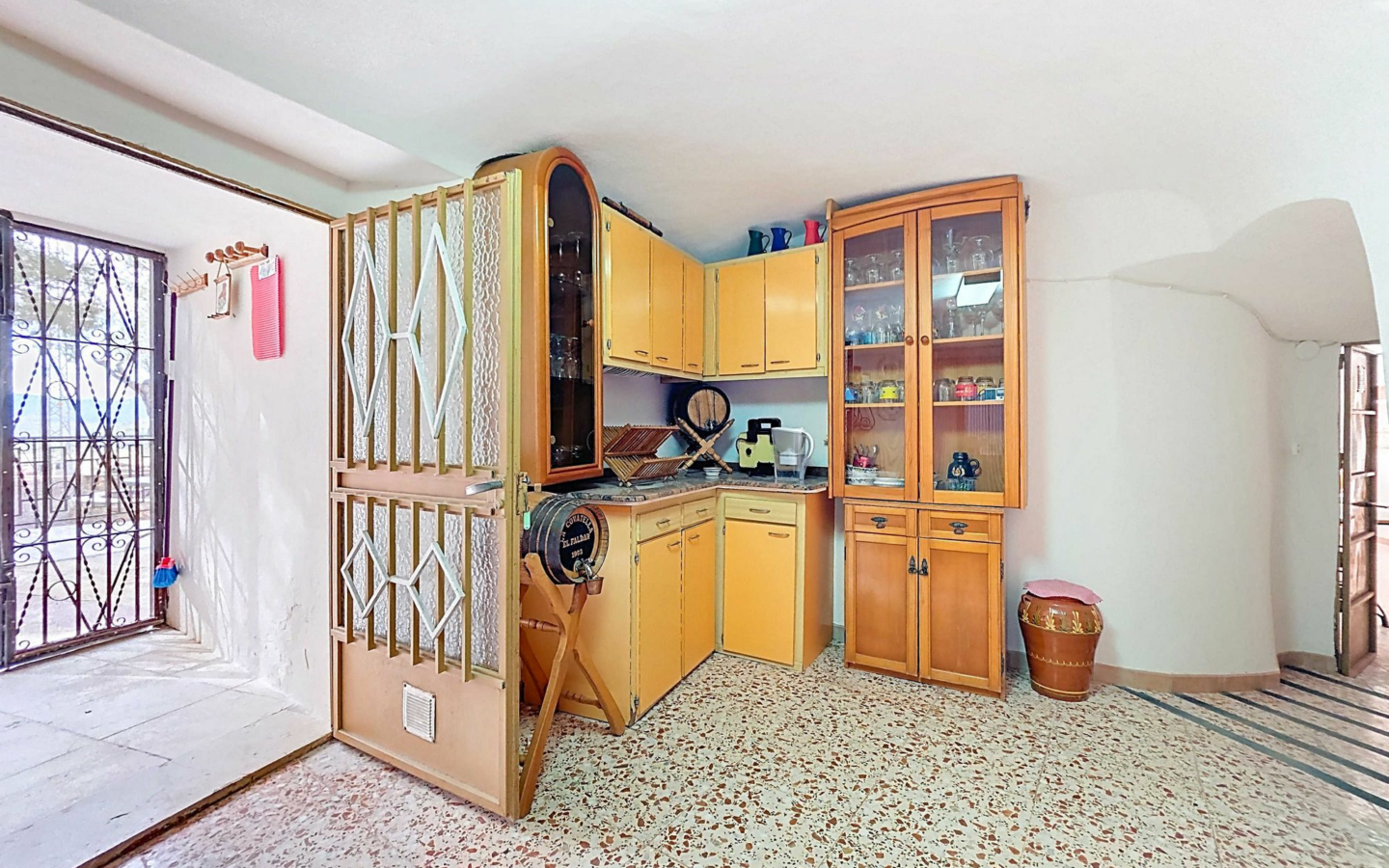 4-bedroom Cave House In Pinoso, Spain (129 M²)
