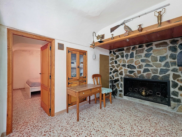 4-bedroom Cave House In Pinoso, Spain (129 M²)