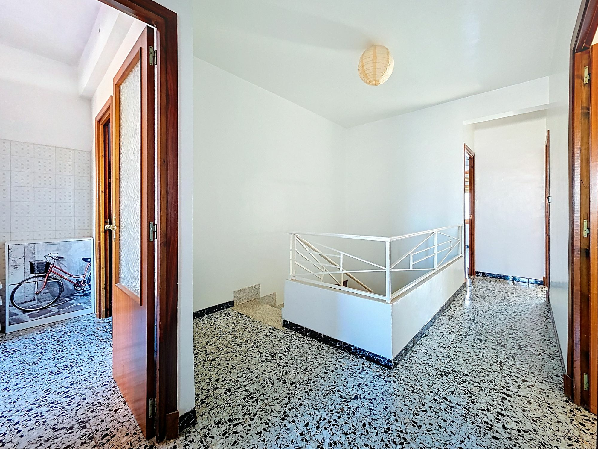 8-bedroom Townhouse In Pinoso, Spain (408 M²)