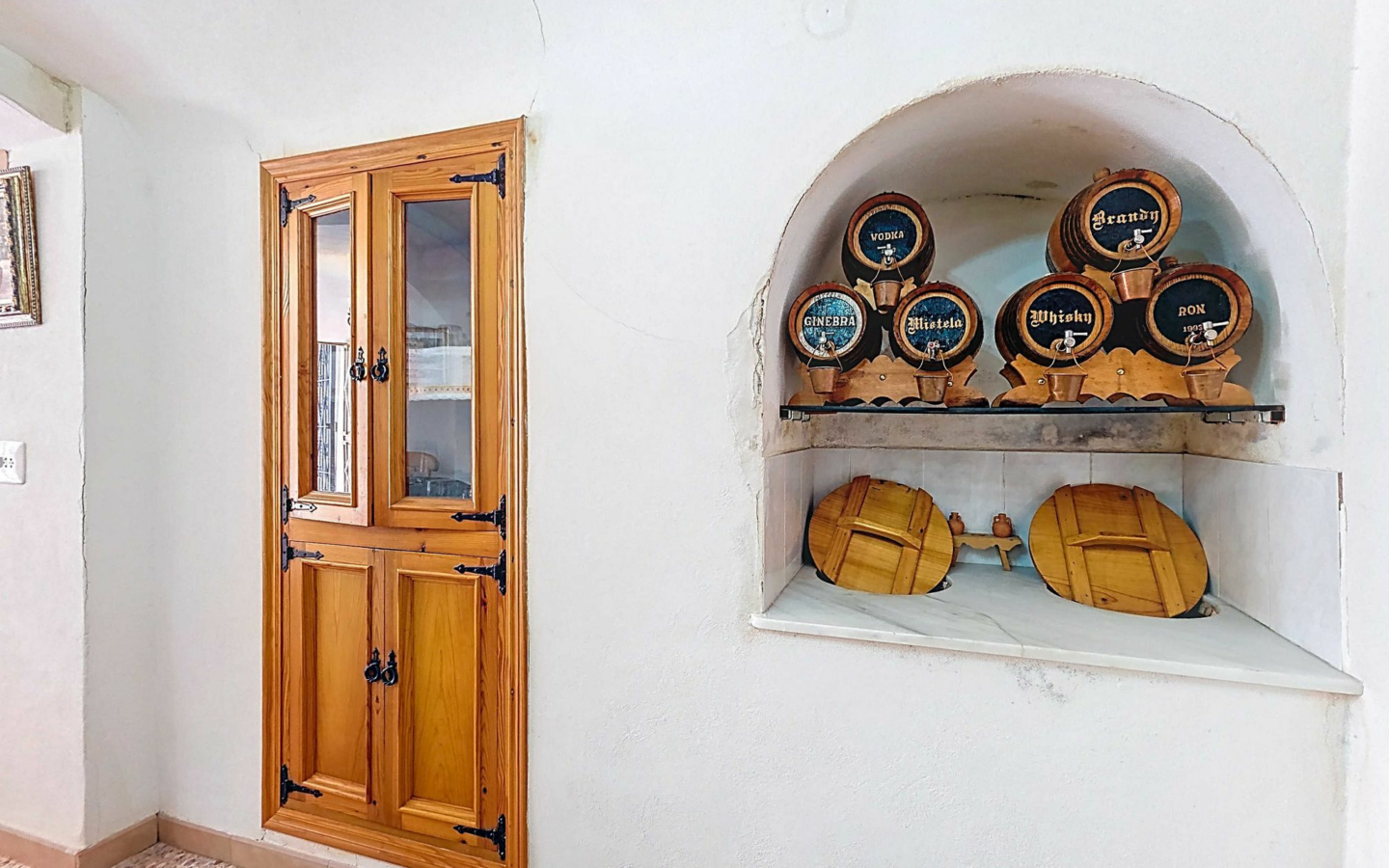 4-bedroom Cave House In Pinoso, Spain (129 M²)