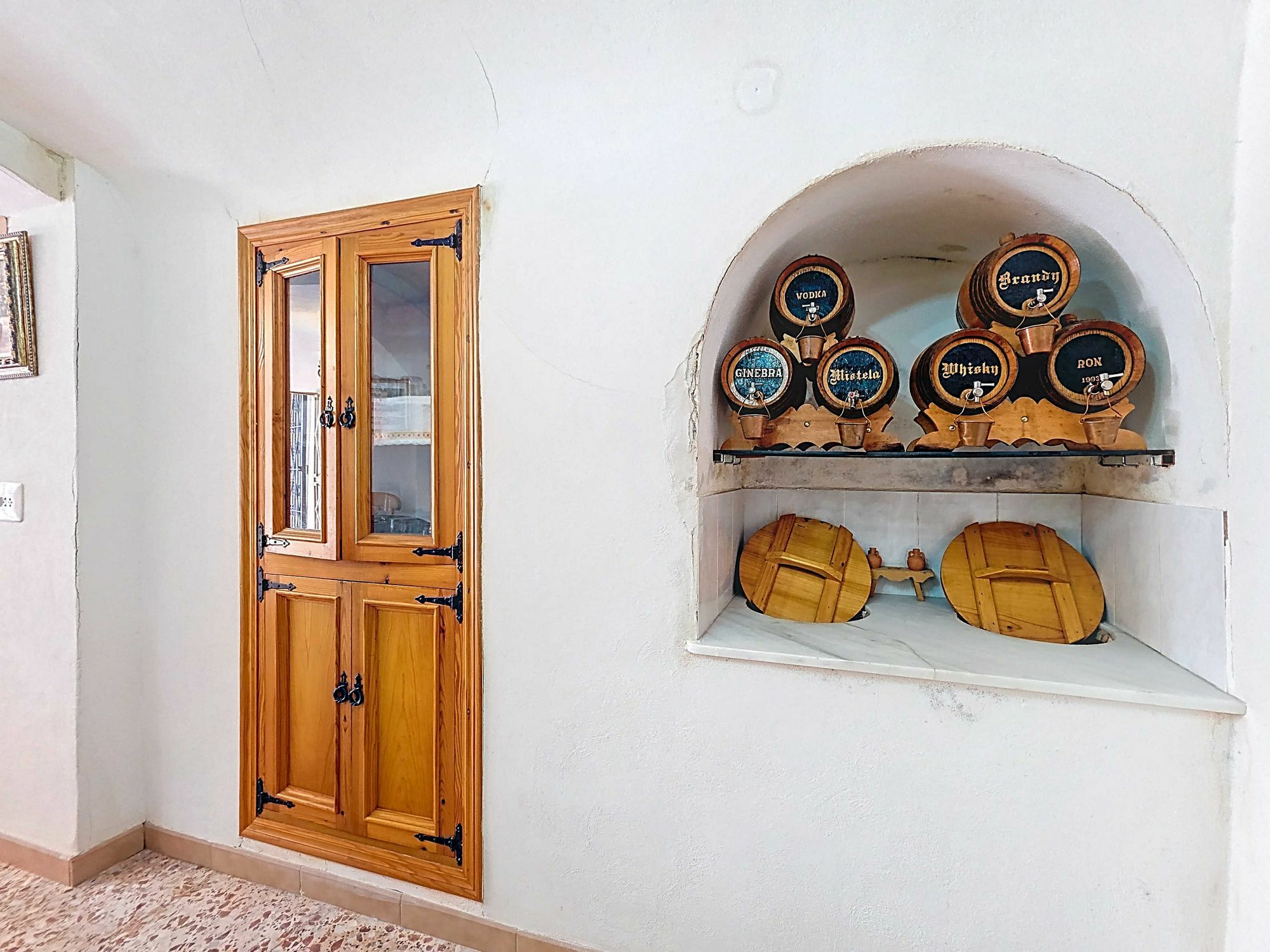 4-bedroom Cave House In Pinoso, Spain (129 M²)