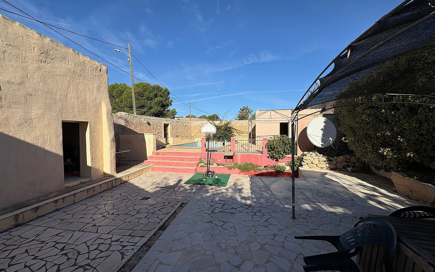 6-bedroom Country House In Monovar, Spain (176 M²)
