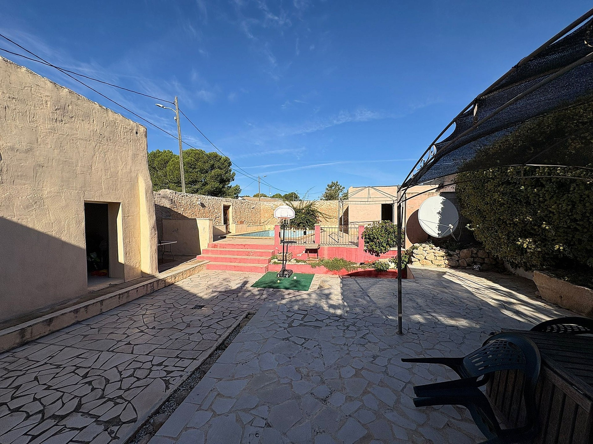 w_02w7d82drn5gaujhz0ge-6f7f8c 6-bedroom Country House In Monovar, Spain (176 M²)