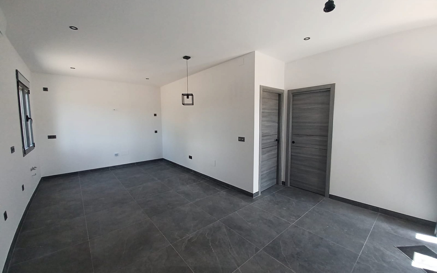 1-bedroom Detached Villa In Pinoso, Spain (26.500 M² Plot)